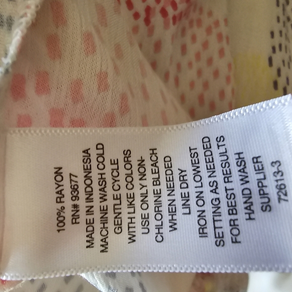 A.N.A. V-Neck Blouse PXL - Picture 5 of 5